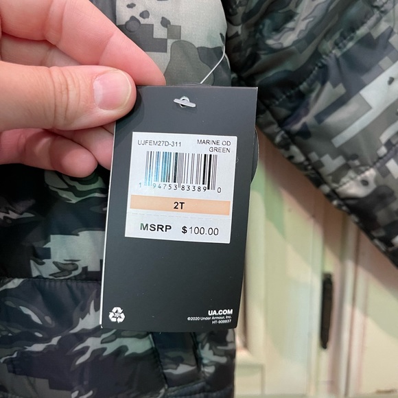NWT 2t UA jacket - Picture 2 of 4